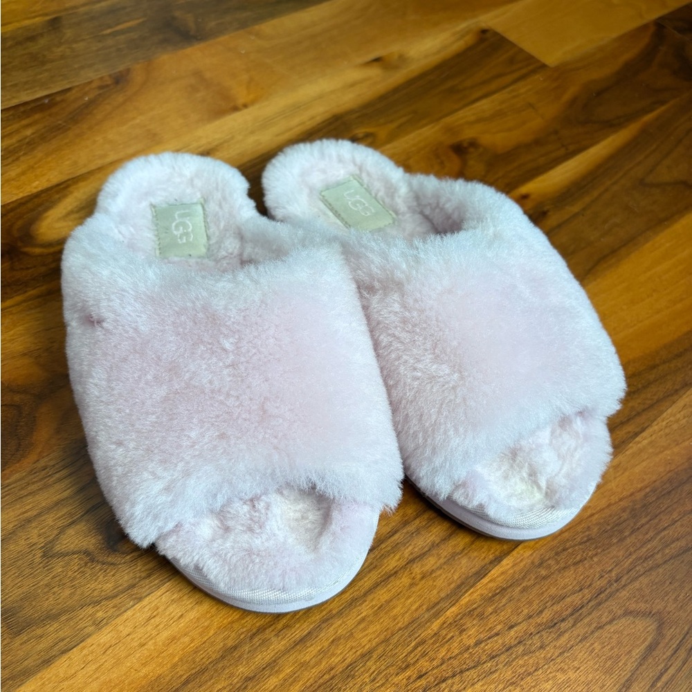 UGG Soft Shearing Blush Fluffy Slippers, USED